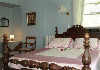 River Rose Inn Bed And Breakfa Elizabethtown 外观 照片